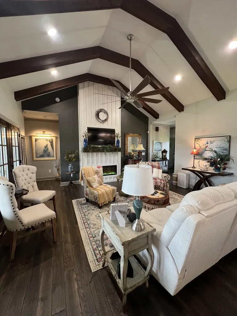 351 Michael Circle Lafayette TN 37083