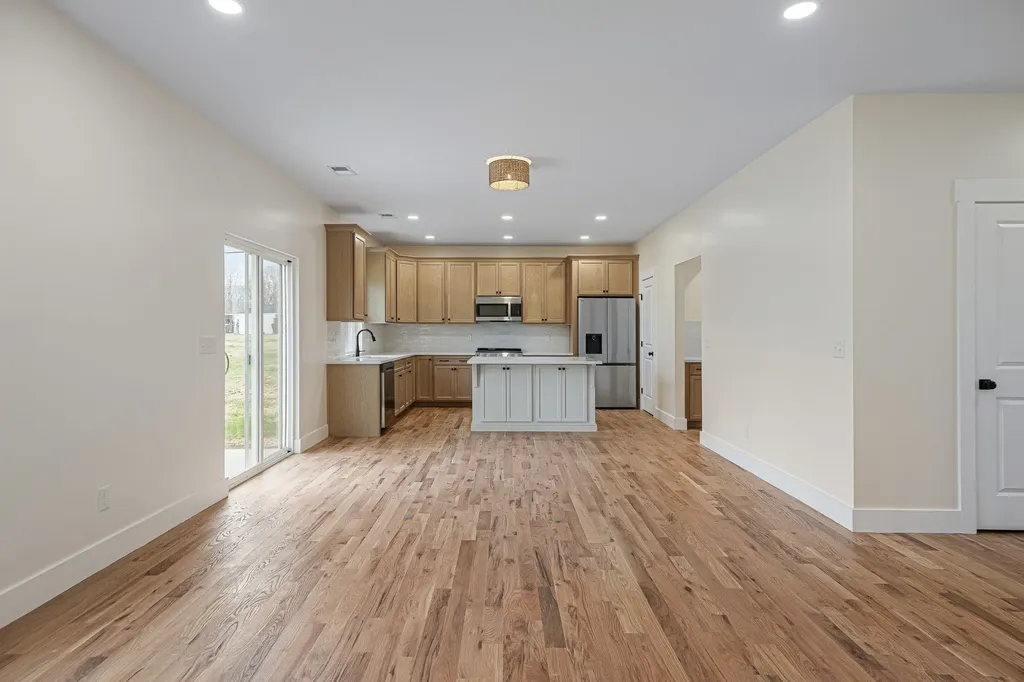 101 Hilltop Drive Columbia TN 38401