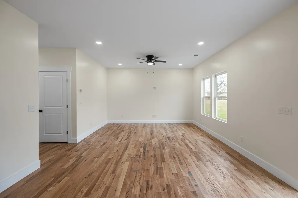 101 Hilltop Drive Columbia TN 38401