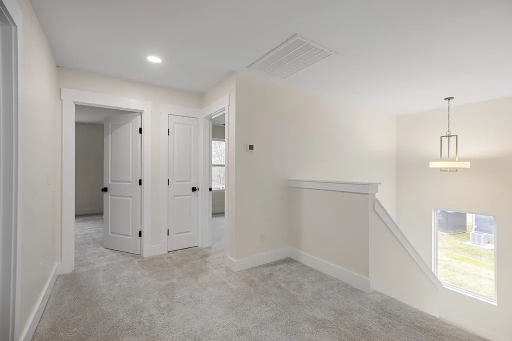 101 Hilltop Drive Columbia TN 38401