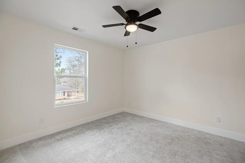 101 Hilltop Drive Columbia TN 38401