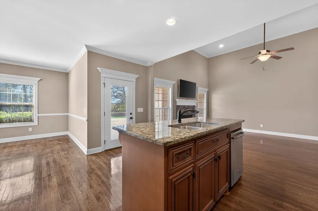 2505 Pebblecreek Lane Murfreesboro TN 37130