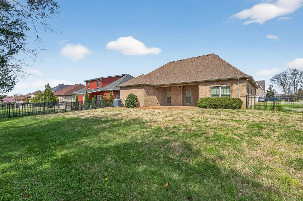 2505 Pebblecreek Lane Murfreesboro TN 37130