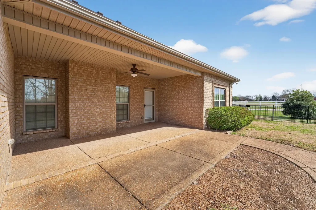 2505 Pebblecreek Lane Murfreesboro TN 37130