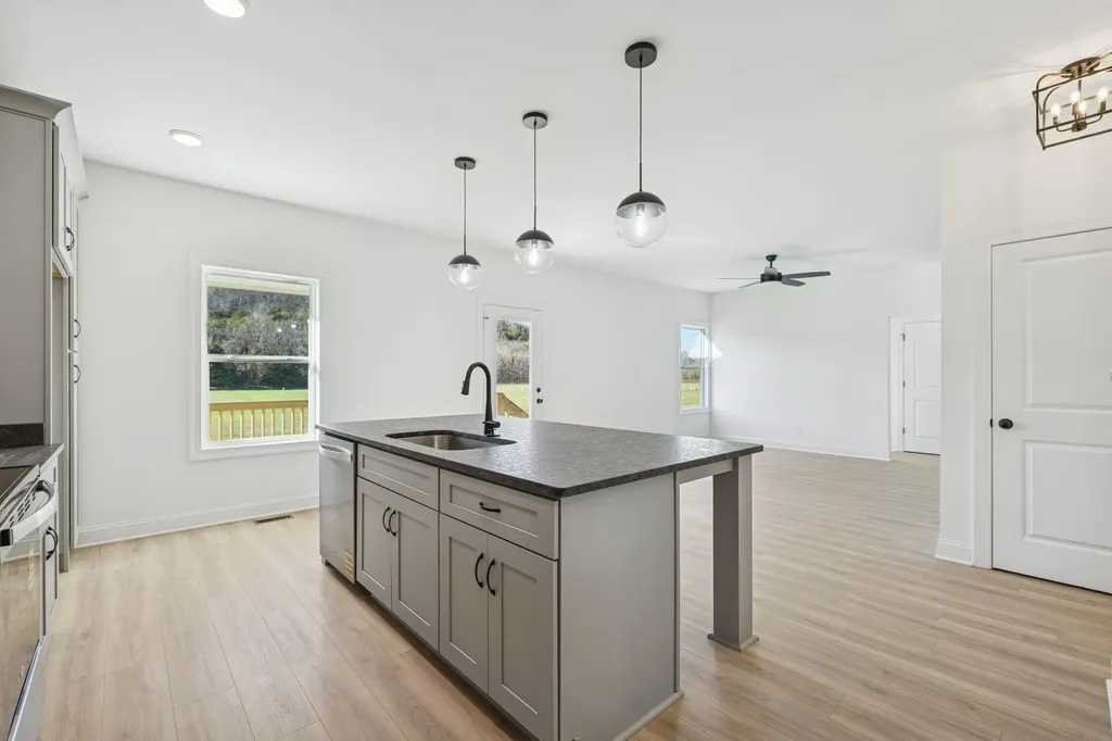 6029 Hurricane Creek Road Woodbury TN 37190