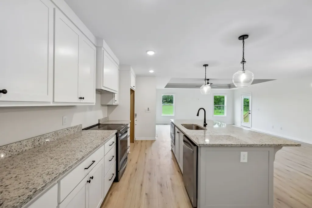 5004 Jim Cummings Highway Woodbury TN 37190