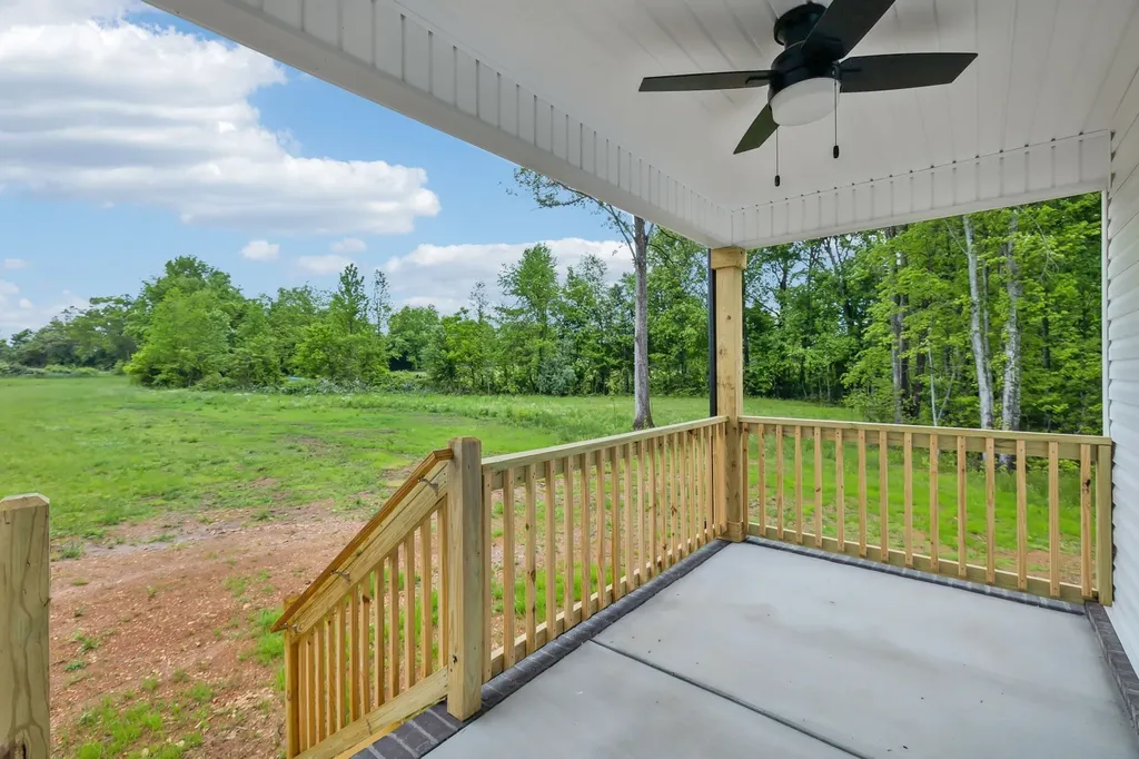 5004 Jim Cummings Highway Woodbury TN 37190