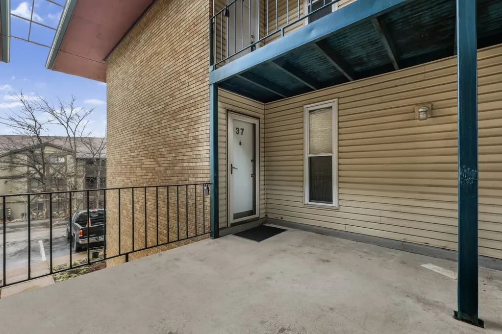 555 N Dupont Avenue Madison TN 37115
