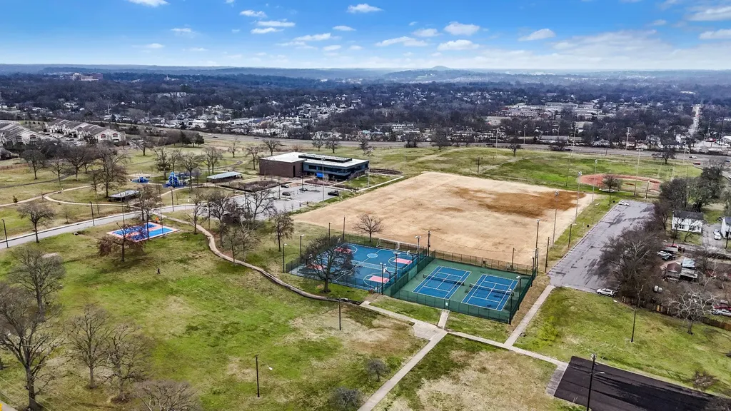 555 N Dupont Avenue Madison TN 37115