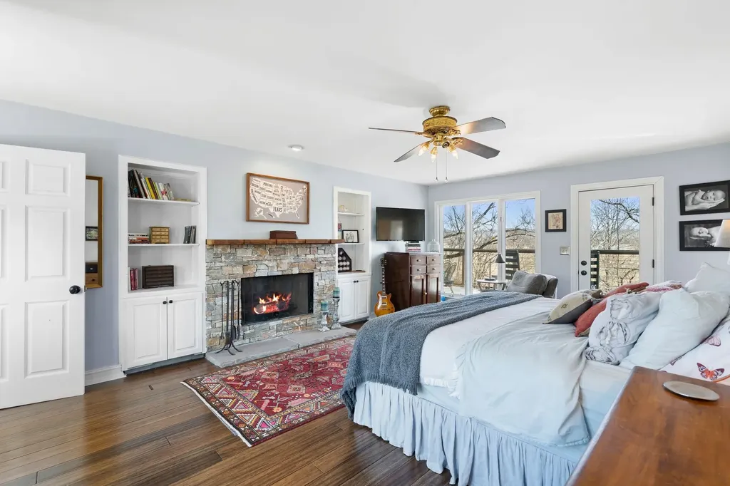 2496 Old Natchez Trace Franklin TN 37069