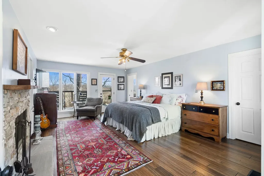 2496 Old Natchez Trace Franklin TN 37069
