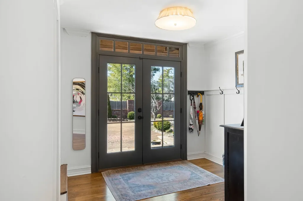 2496 Old Natchez Trace Franklin TN 37069