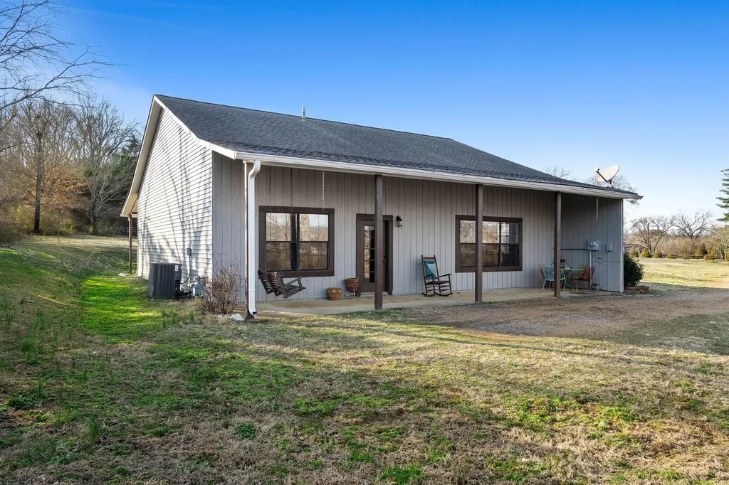 2496 Old Natchez Trace Franklin TN 37069