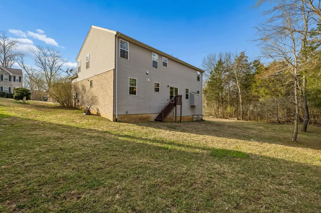 2512 Janalyn Trace Hermitage TN 37076