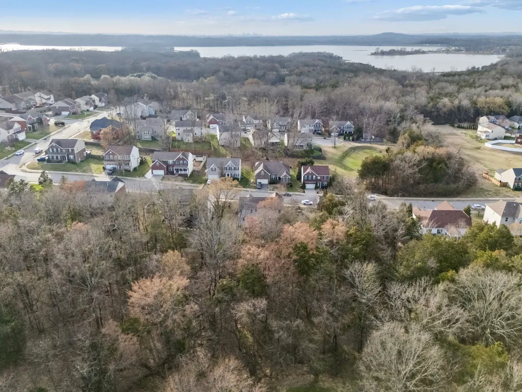 2512 Janalyn Trace Hermitage TN 37076