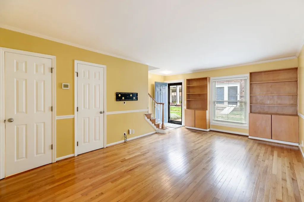 5025 Hillsboro Pike Nashville TN 37215