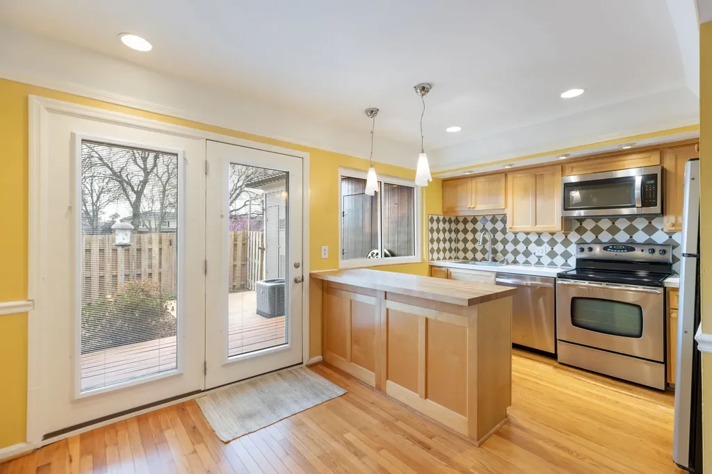 5025 Hillsboro Pike Nashville TN 37215