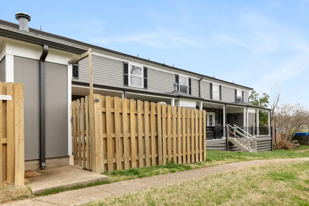 5025 Hillsboro Pike Nashville TN 37215