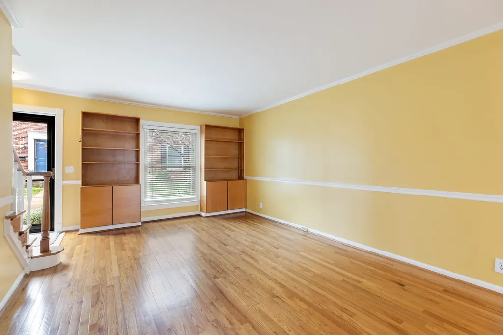 5025 Hillsboro Pike Nashville TN 37215