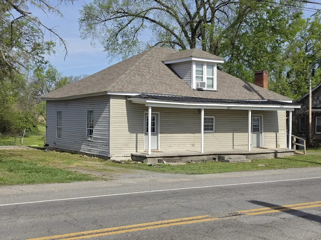 225 Broadway Hartsville TN 37074