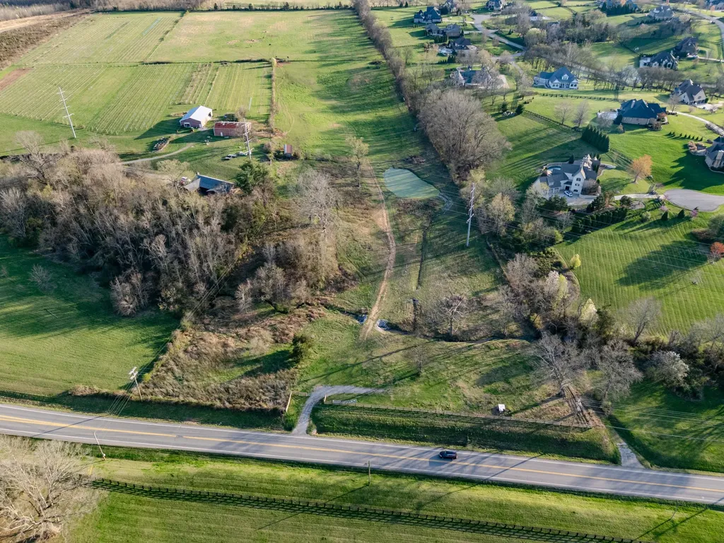 4891 Murfreesboro Road Arrington TN 37014