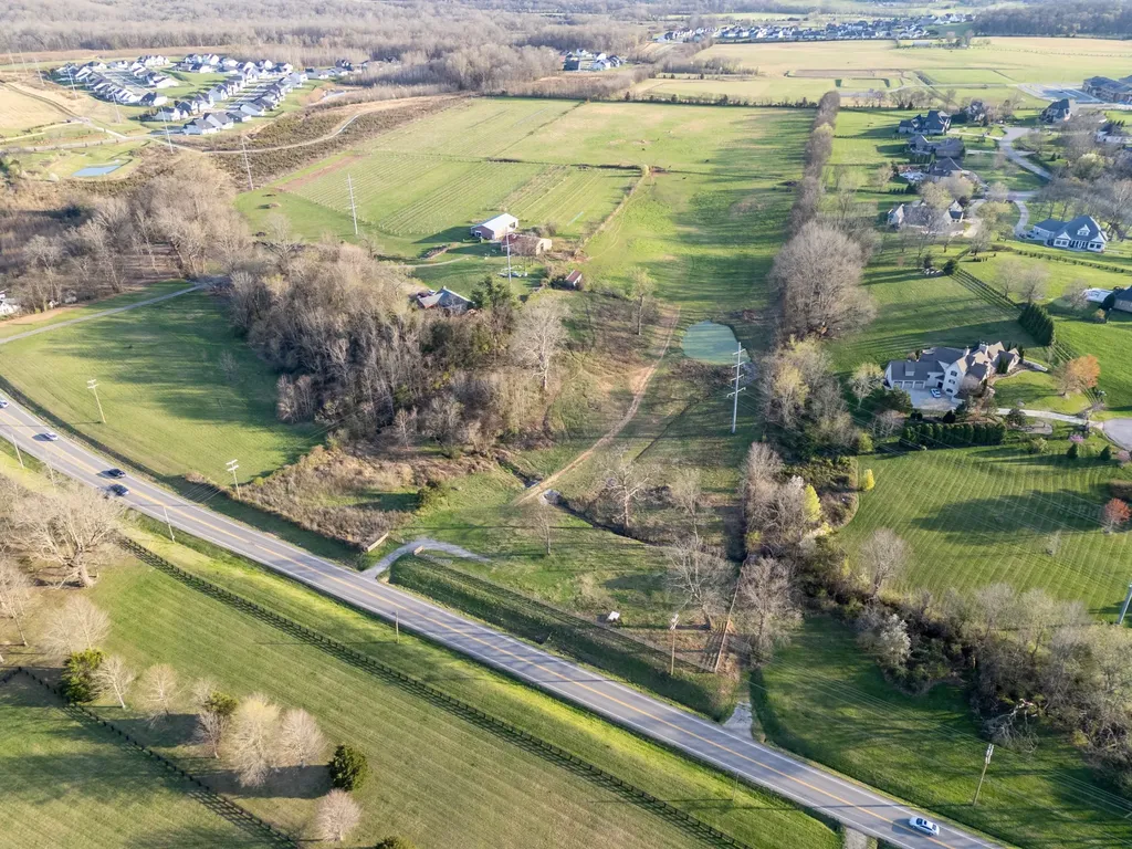 4891 Murfreesboro Road Arrington TN 37014