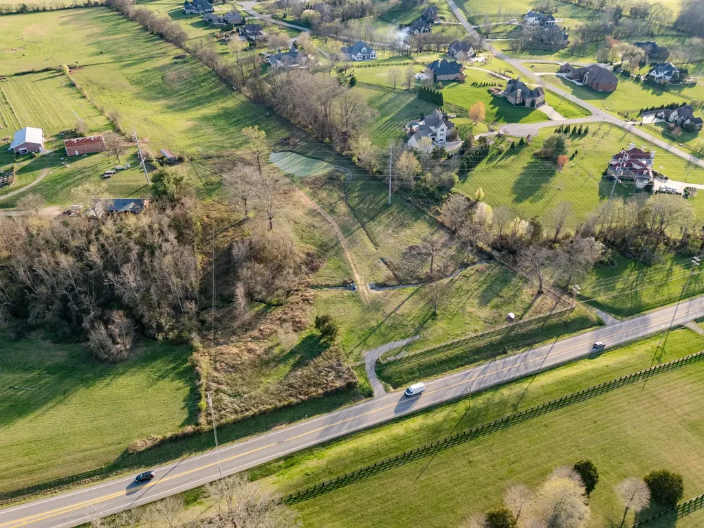 4891 Murfreesboro Road Arrington TN 37014
