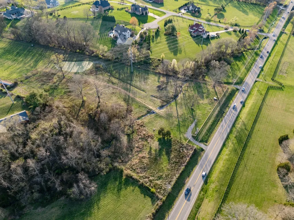 4891 Murfreesboro Road Arrington TN 37014
