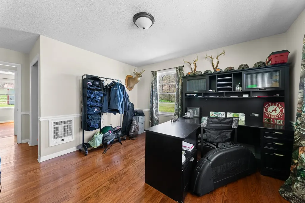 755 Briar Pond Road Centerville TN 37033