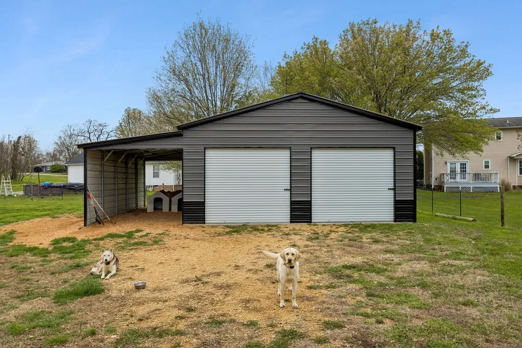 1832 Twin Caves Drive Lewisburg TN 37091