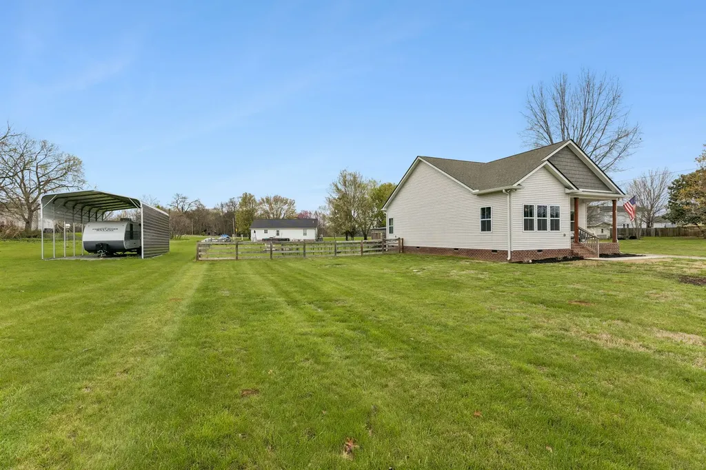 1832 Twin Caves Drive Lewisburg TN 37091