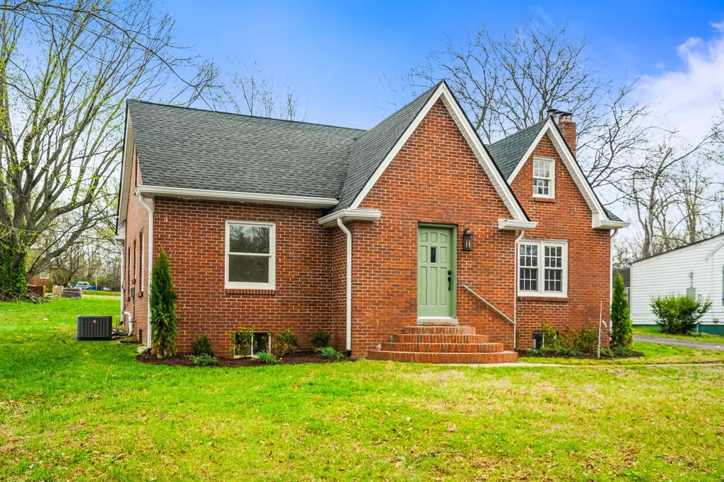 2302 Ruth Street Springfield TN 37172