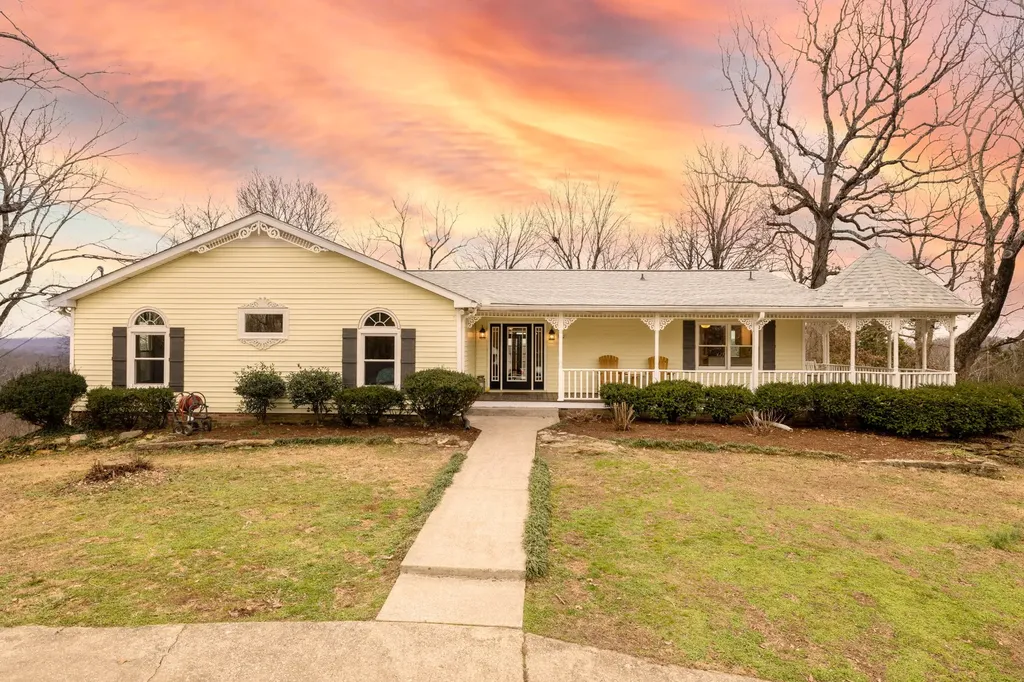 1812 Springfield Highway Goodlettsville TN 37072