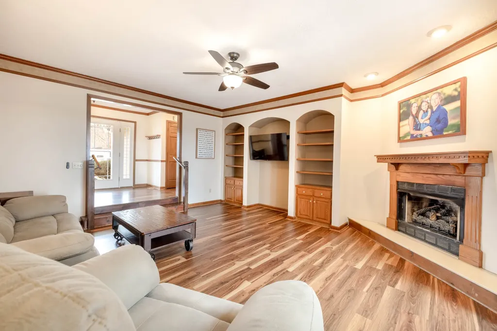 1812 Springfield Highway Goodlettsville TN 37072