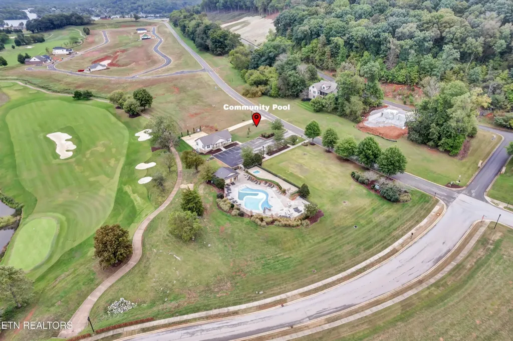 2775 Old Club Road Loudon TN 37774