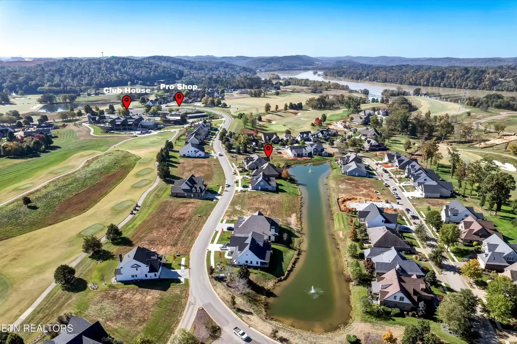 2775 Old Club Road Loudon TN 37774