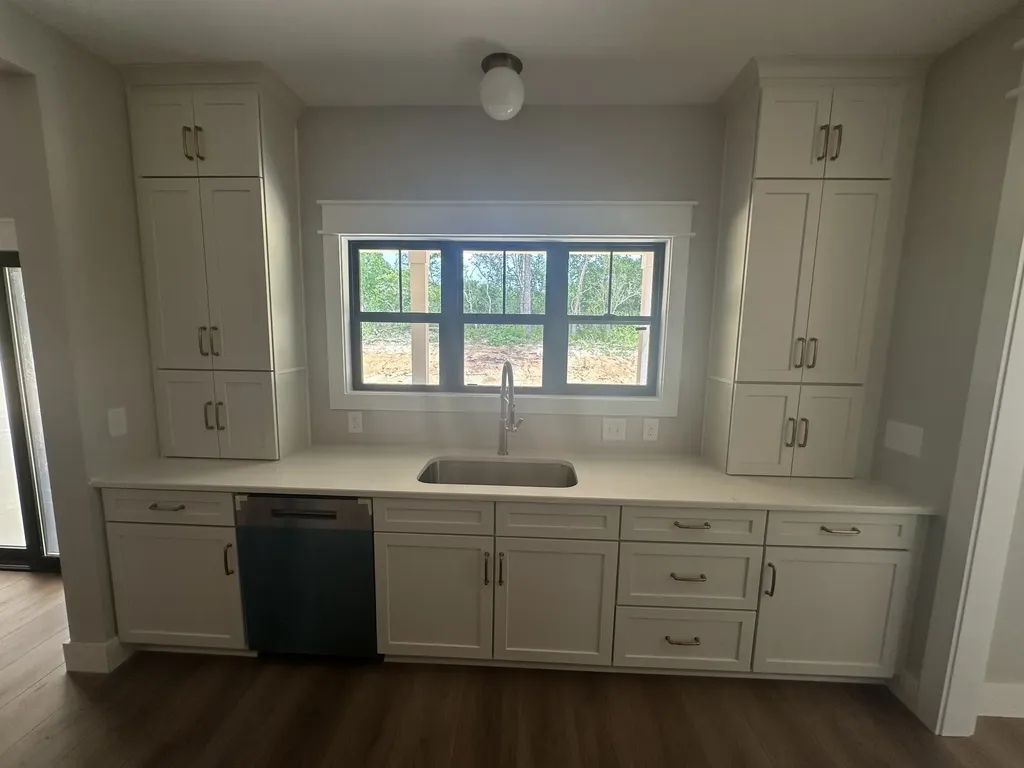 2051 Ussery Road, S Clarksville TN 37040