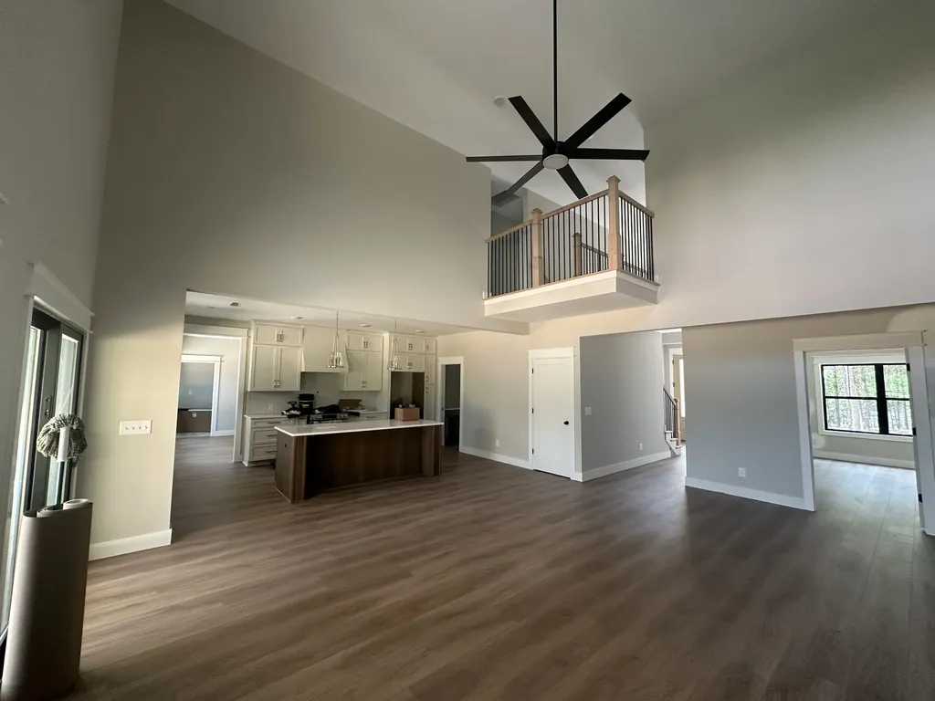 2051 Ussery Road, S Clarksville TN 37040