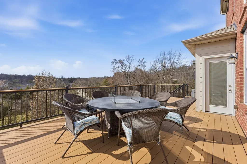 6876 Walnut Hills Drive Brentwood TN 37027