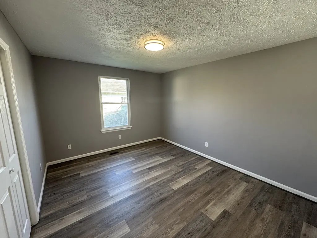 3216 Woodstock Drive Nashville TN 37207