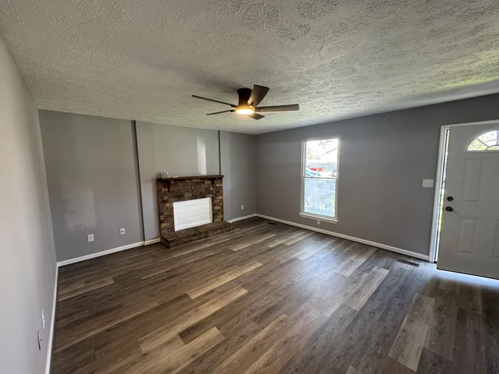 3216 Woodstock Drive Nashville TN 37207