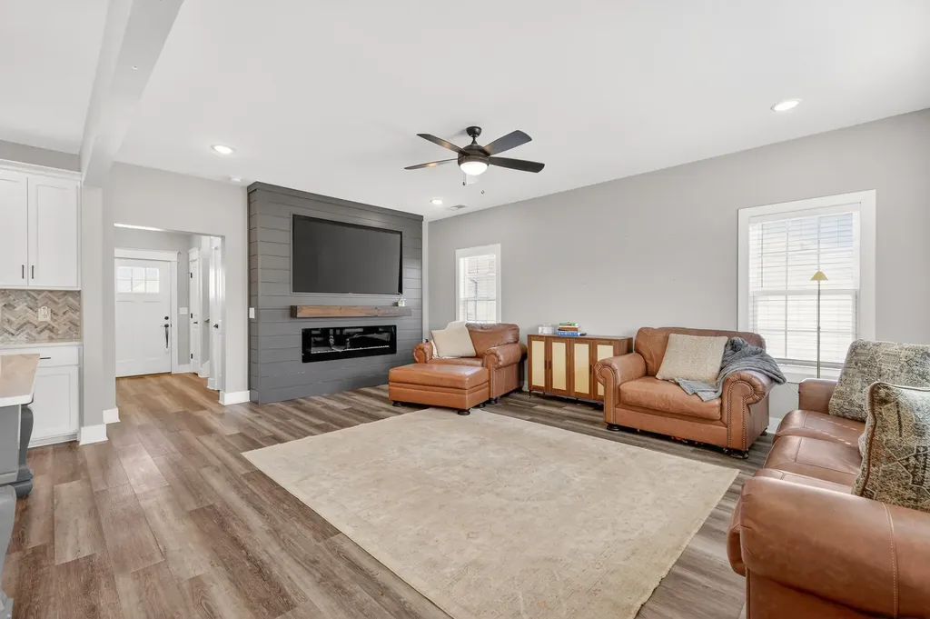 222 Tucker Trice Boulevard Lebanon TN 37087