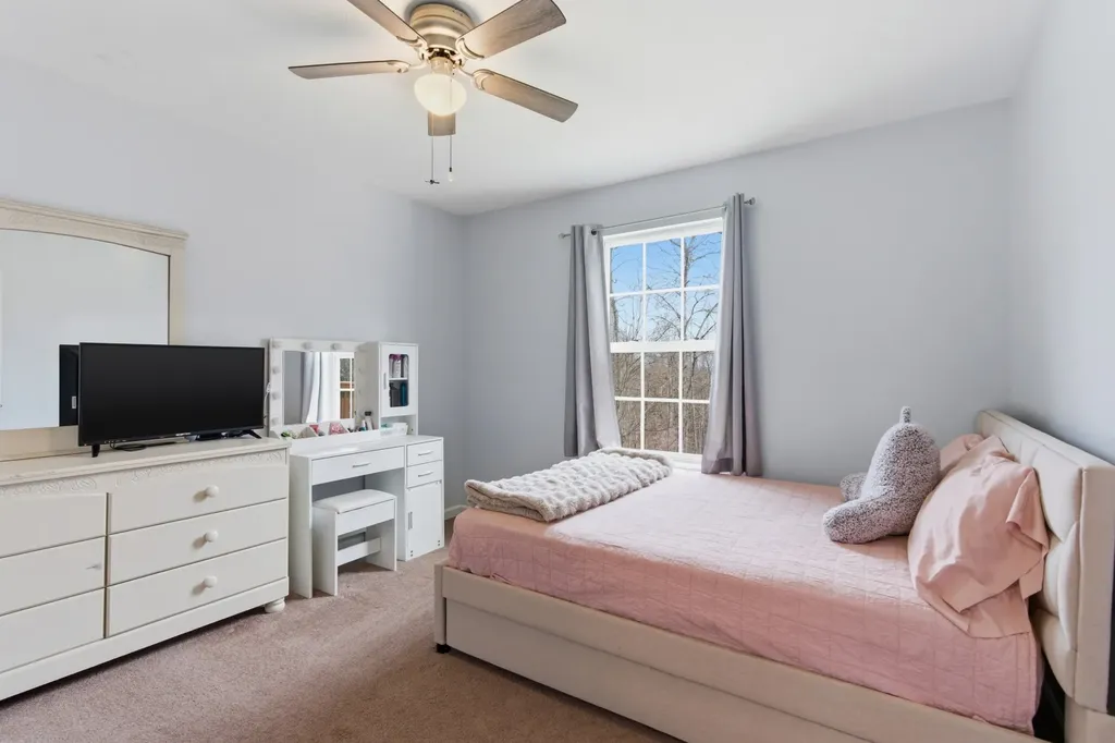 3080 Bowker Road Charlotte TN 37036