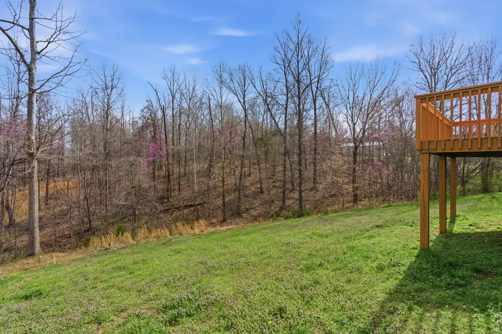 3080 Bowker Road Charlotte TN 37036