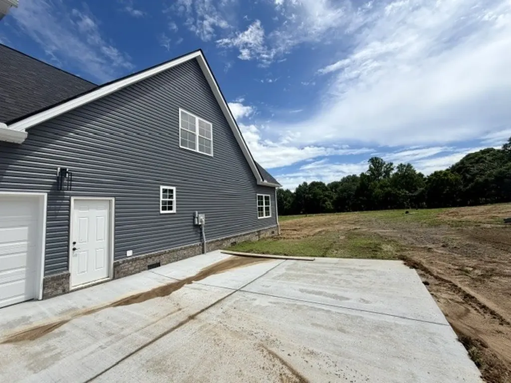 668 Jefferson Road Smithville TN 37166