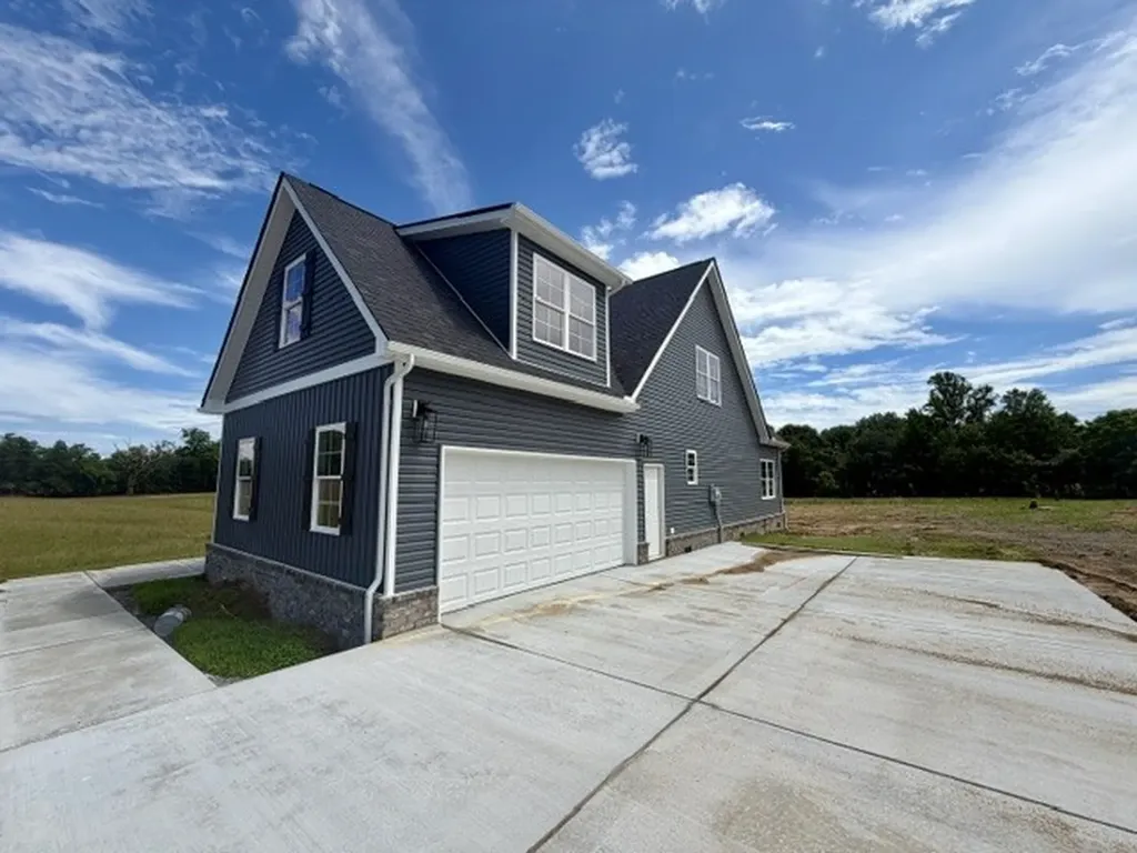 668 Jefferson Road Smithville TN 37166