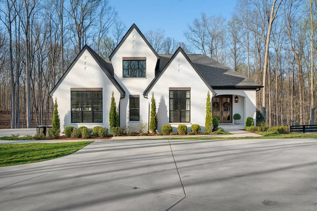 5916 Pinewood Road Franklin TN 37064