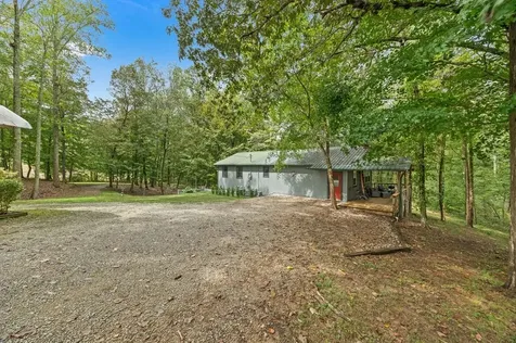 2543 S Bunker Hill Road Sparta TN 38583