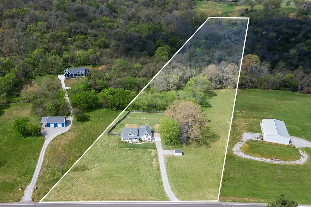 3988 Pulaski Highway Culleoka TN 38451