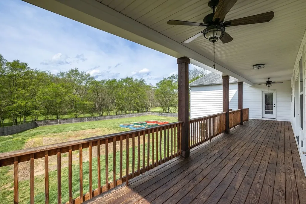 3988 Pulaski Highway Culleoka TN 38451